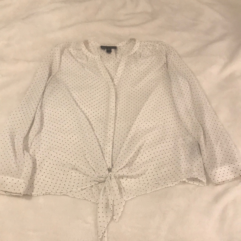 Polka-dotted bottom knot blouse